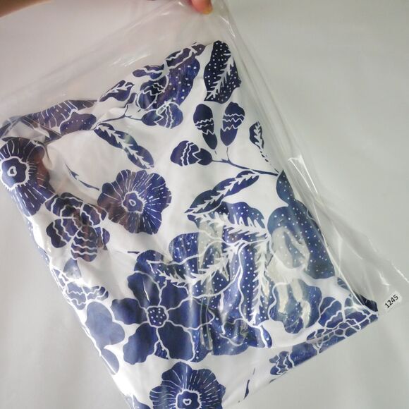 LoveU Dear Women’s Size 3XL Tank Top Blue And White Floral Print - Picture 9 of 9